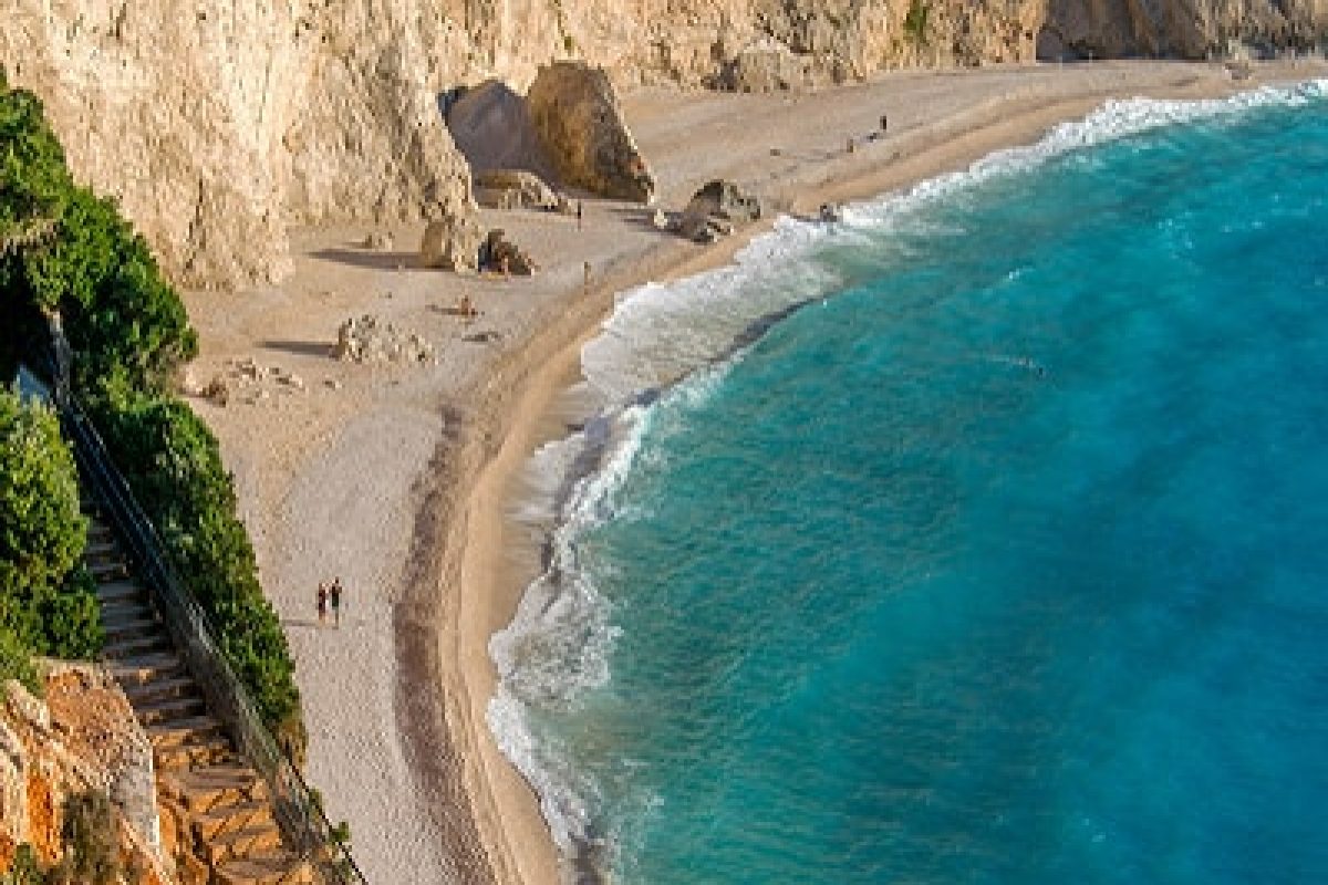 porto katsiki beach lefkada greece holiday side
