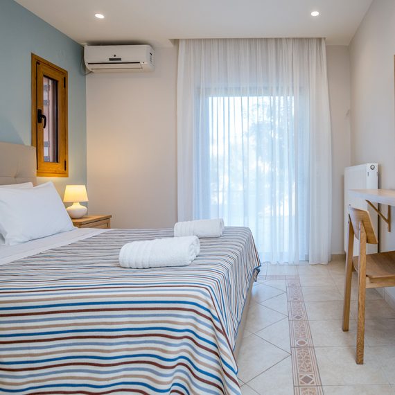 villa agios ioannis lefkada greece accommodation double bedroom with balcony 1