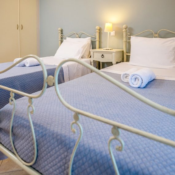 villa agios ioannis lefkada greece accommodation twin bedroom