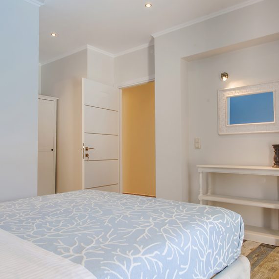 villa alba apolpena lefkada master bedroom1
