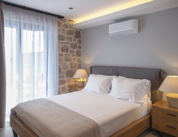 onorama villas perigiali lefkada bed room large double bed