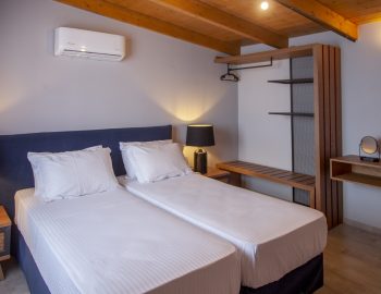 onorama villas perigiali lefkada bedroom two single beds relax