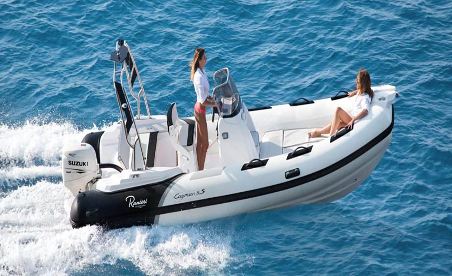 private rib boat cruise greece