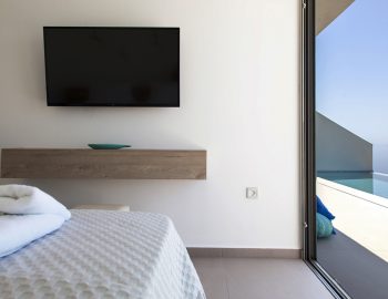 villa agatha sunset sivota epirus greece twin bedroom with pool view
