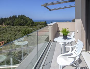 villa andromeda preveza monolithi greece master bedroom balcony