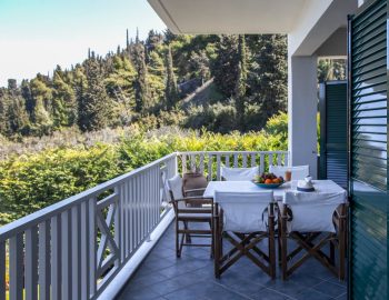 villa casa azul agios nikitas greece dining area outdoor
