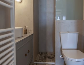villa casa azul agios nikitas greece toilet