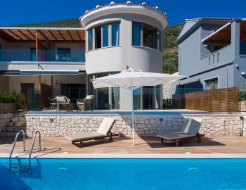 villa drakatos mare vasiliki lefkada pool view of accommodation