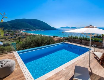 villa drakatos mare vasiliki lefkada pool with sunbeds