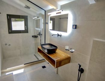 villa haris nidri lefkada white bathroom clean black wood mirror light