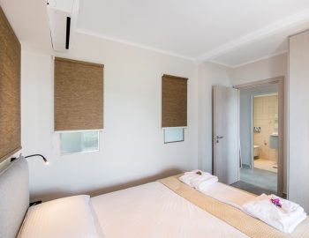 villa irene vasiliki lefkada lefkas double bedroom bathroom