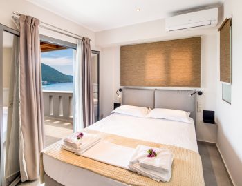 villa irene vasiliki lefkada lefkas double bedroom sea view private balcony