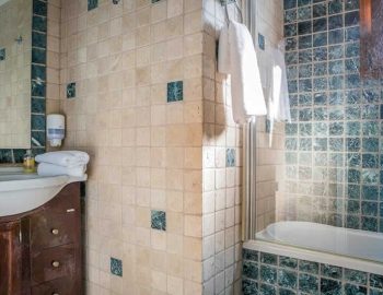 villa maistro sivotavillas lefkada greece family bathroom