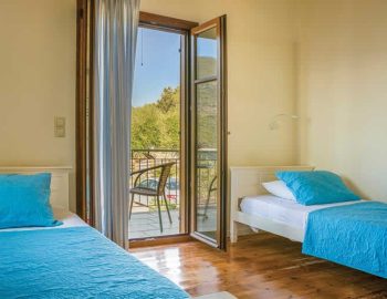 villa maistro sivotavillas sivota lefkada greece twin bedroom with two signle beds