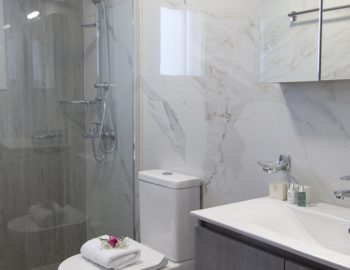villa myrto lefkada greece shower room