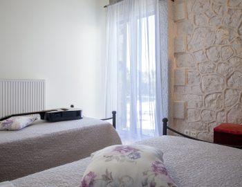 villa nefeli tsoukalades lefkada greece twin beds