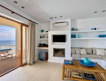 villa-paleros-greece-lounge-area-with-sea-view