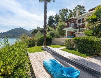 villa-paleros-greece-luxury-seafront-accommodation