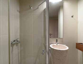 villa-scorpios-pogonia-paleros-greece-bathroom