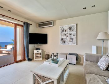villa-scorpios-pogonia-paleros-greece-lounge-room-with-sea-view
