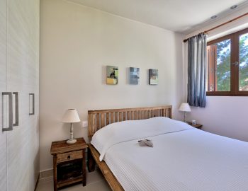 villa-scorpios-pogonia-paleros-greece-lower-level-bedroom