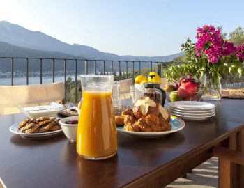villa theia geni lefkada greece breakfast setting