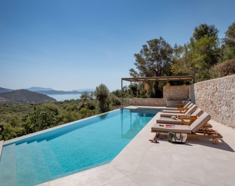 villa eptanisa final