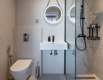 z4 luxury villa delta lefkada greece bathroom shower toilet sink shampoo mirror light