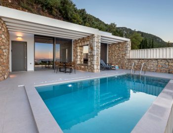 z4 luxury villa omega lefkada swimming pool outdoor sitting area dining area 1